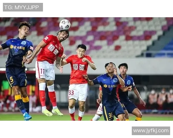 南京足球队的节奏革新探索与发展之路解析 南京足球队的节奏革新探索与发展之路解析