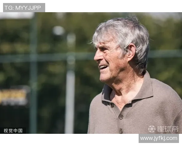 国际足球明星米卢的传奇人生与辉煌成就揭秘 国际足球明星米卢的传奇人生与辉煌成就揭秘