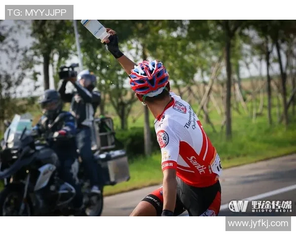 西安篮球队在邀请赛中以82分高居积分榜首位,表现抢眼 西安篮球队在邀请赛中以82分高居积分榜首位,表现抢眼