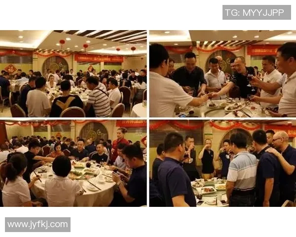 足球明星欢聚一堂碰杯庆祝精彩瞬间视频回顾 足球明星欢聚一堂碰杯庆祝精彩瞬间视频回顾